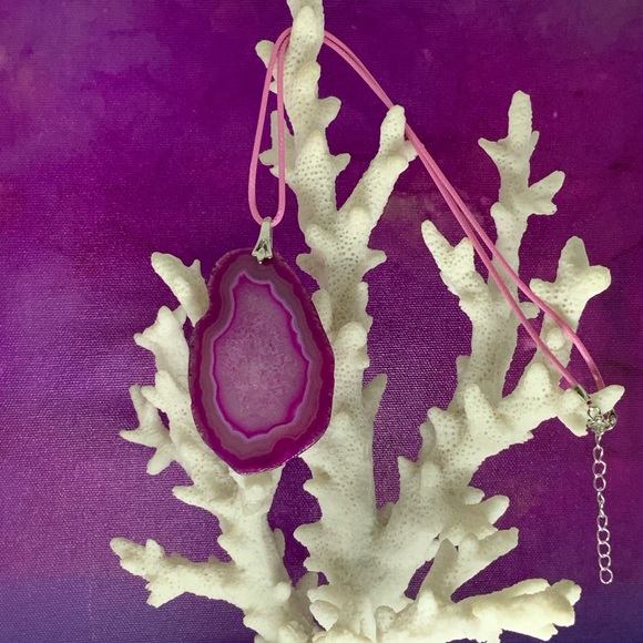 Handcrafted Pink Druzy Geode Agate Slice Pendant Necklace on Waxed Cotton Cord - Picture 5 of 12